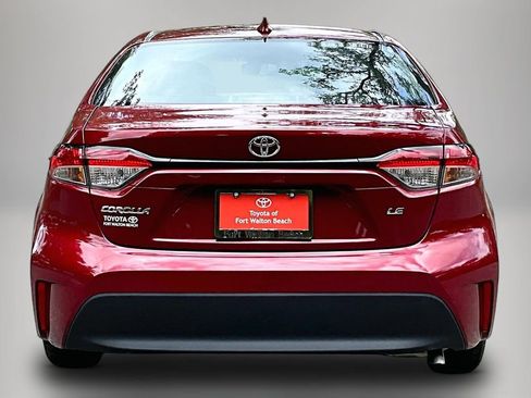 Used 2025 Toyota Corolla LE FWD image 6