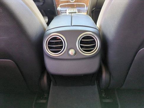 Used 2015 Mercedes-Benz C 300 4MATIC Sedan image 15