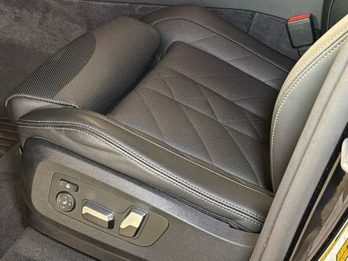 Used 2026 BMW X5 xDrive40i AWD/4WD image 21