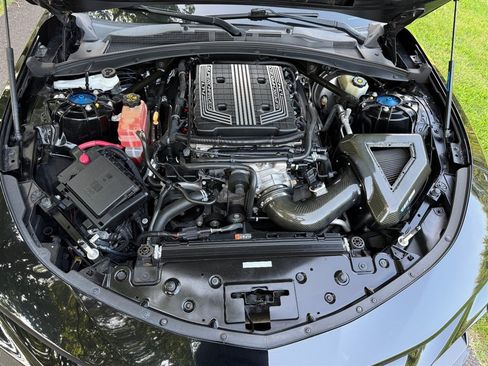 Used 2018 Chevrolet Camaro ZL1 RWD image 60