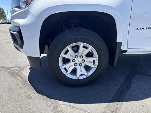 Used 2022 Chevrolet Colorado LT w/ Luxury Package AWD/4WD image 12