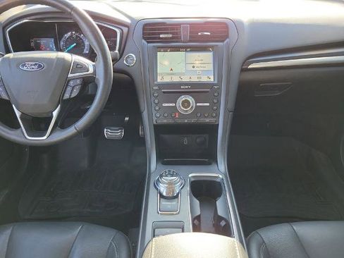 Certified 2018 Ford Fusion Energi Titanium image 22