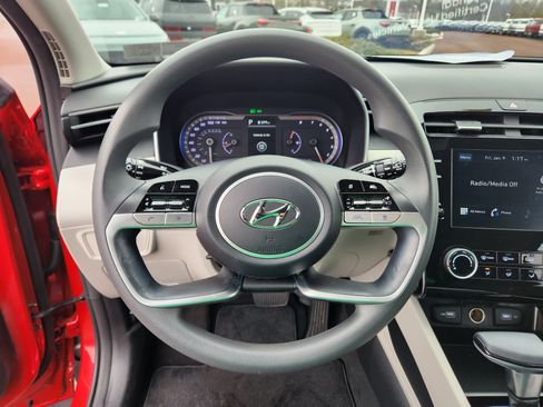 Certified 2022 Hyundai Tucson SEL w/ Cargo Package image 19