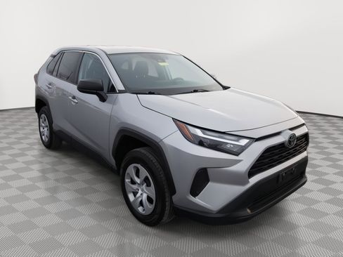 Used 2024 Toyota RAV4 LE image 22