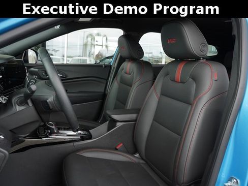 Used 2025 Chevrolet Trax RS w/ Driver Confidence Package image 27