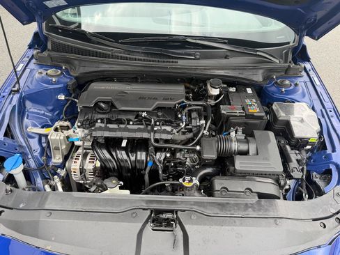 Used 2025 Hyundai Elantra Sport FWD image 25