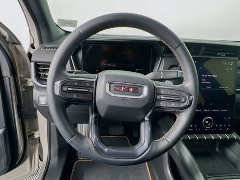 New 2026 GMC Terrain AT4 w/ Convenience Package III image 10