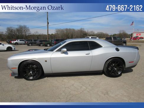 Used 2019 Dodge Challenger R/T Scat Pack w/ Shaker Package image 6