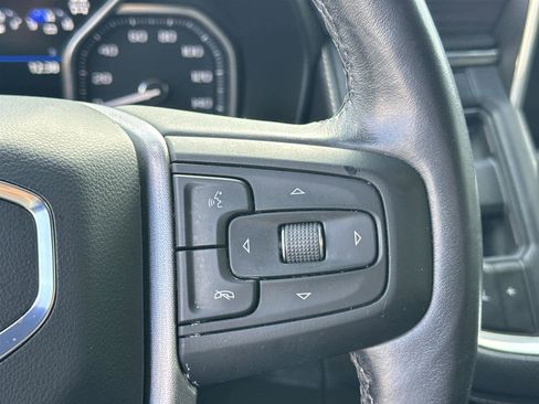 Used 2021 GMC Yukon XL SLT w/ SLT Premium Package image 20