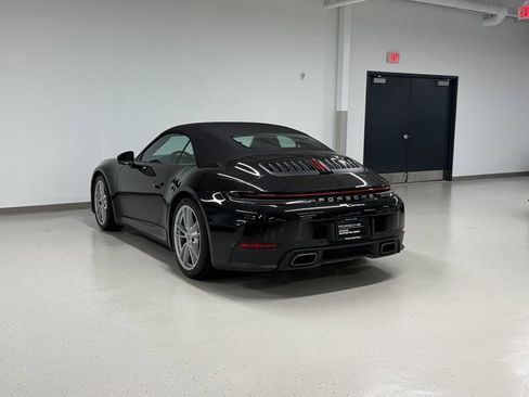 Certified 2025 Porsche 911 Carrera image 3