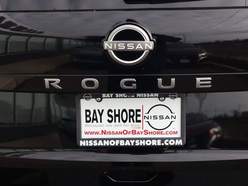 Certified 2024 Nissan Rogue S image 30