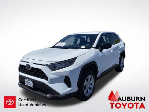 Certified 2022 Toyota RAV4 LE w/ Carpet Mat Package (TMS) AWD/4WD image 4