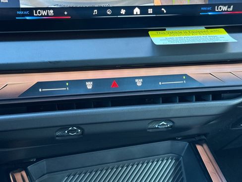 Used 2026 BMW X3 xDrive30 w/ Premium Package image 24