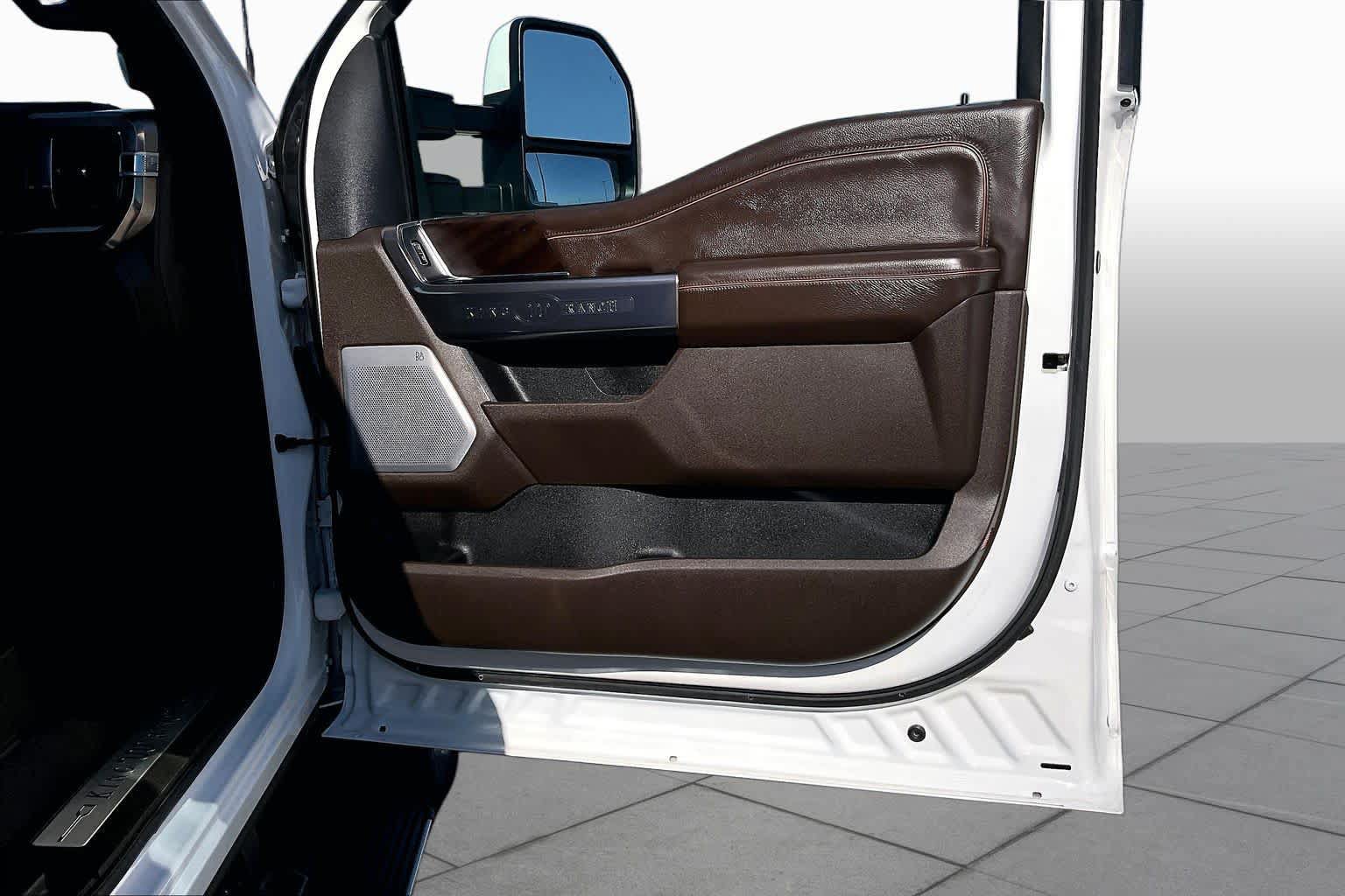 Used 2023 Ford F350 King Ranch AWD/4WD image 21