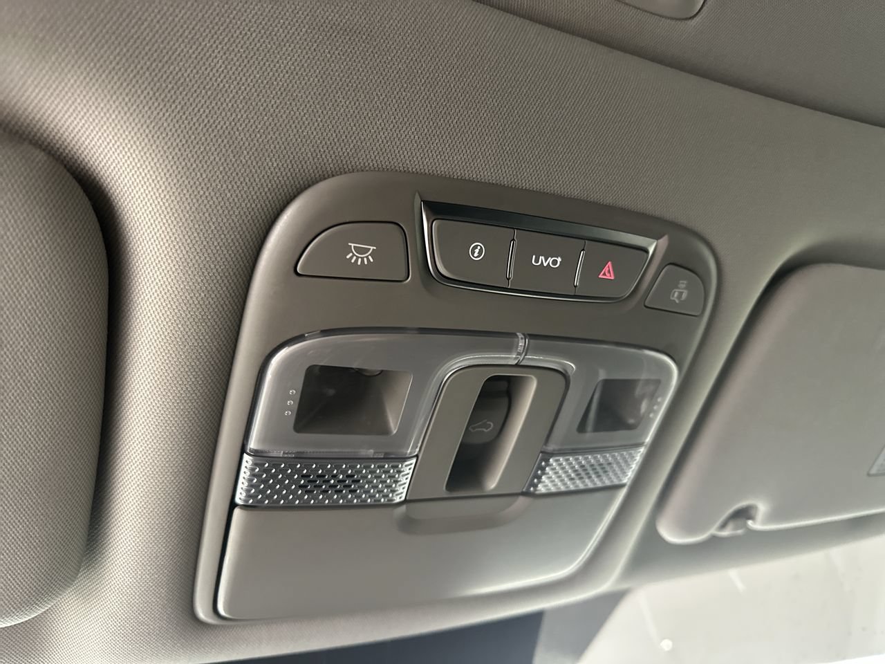 Used 2022 Kia Telluride EX w/ EX Premium Package FWD image 10