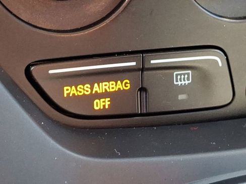 Used 2015 Ford Escape SE AWD/4WD image 25