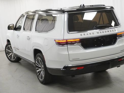 Certified 2023 Jeep Grand Wagoneer L Series III w/ HD Trailer Tow Package AWD/4WD image 12