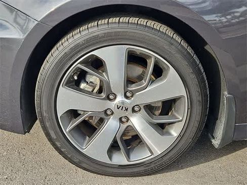 Used 2019 Kia Optima S image 14