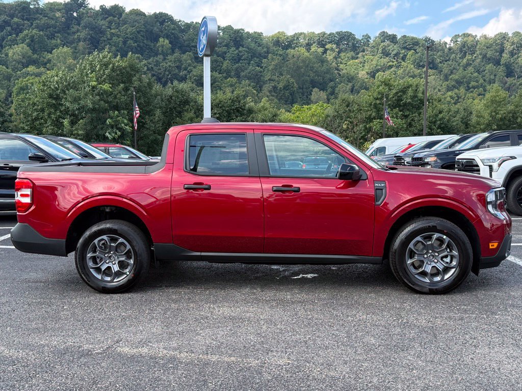 New 2026 Ford Maverick XLT w/ Equipment Group 301A AWD/4WD image 4