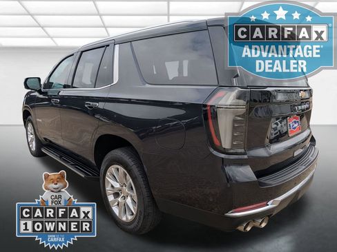 Used 2025 Chevrolet Tahoe Premier AWD/4WD image 2