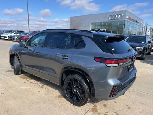 New 2026 Volkswagen Tiguan SE R-Line image 4