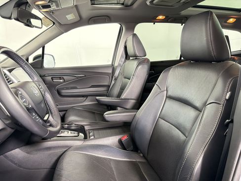 Used 2016 Honda Pilot Elite image 4
