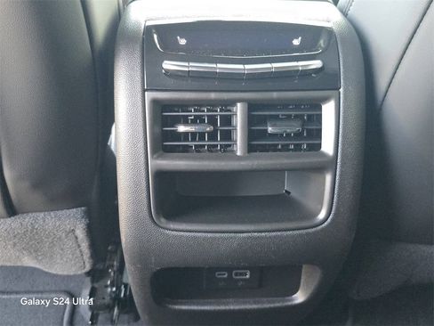 Used 2024 Cadillac XT5 Premium Luxury w/ Technology Package image 17