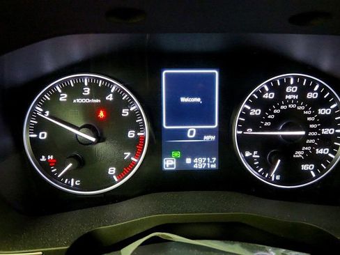 Used 2025 Subaru Ascent Touring AWD/4WD image 15
