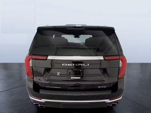 Used 2025 GMC Yukon Denali AWD/4WD image 7