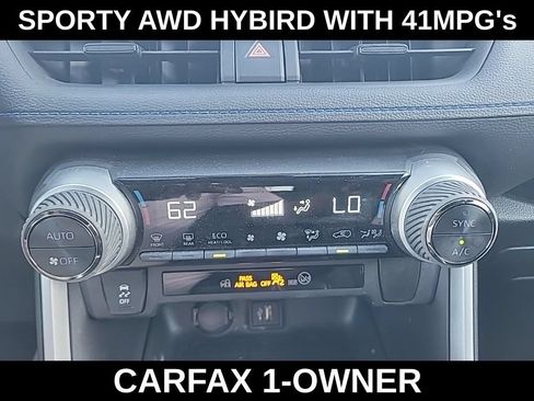 Used 2024 Toyota RAV4 SE AWD/4WD image 17