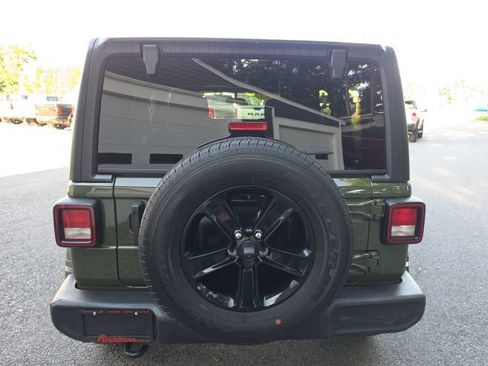 Used 2021 Jeep Wrangler Unlimited Sport w/ Dual Top Group AWD/4WD image 4