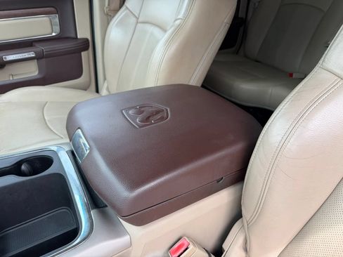Used 2018 RAM 3500 Laramie AWD/4WD image 17