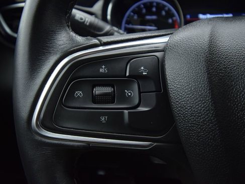 Used 2020 Buick Encore GX Select w/ Sport Touring Package image 36