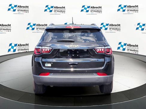 New 2026 Jeep Compass Limited AWD/4WD image 4