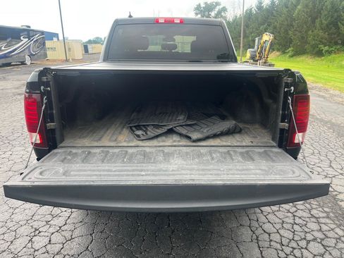 Used 2022 RAM 1500 Warlock AWD/4WD image 24