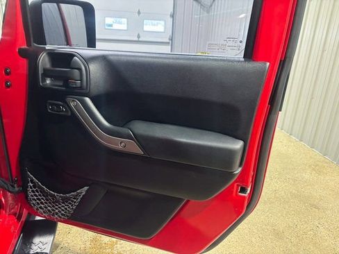 Used 2012 Jeep Wrangler Unlimited Sport image 26