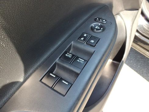 Used 2017 Honda Accord Hybrid Sedan image 10