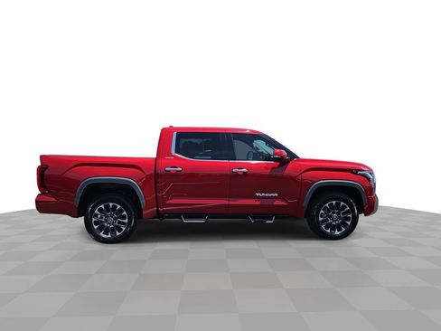 Used 2022 Toyota Tundra Limited w/ Power Package AWD/4WD image 9