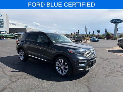 Used 2023 Ford Explorer Platinum w/ Technology Package AWD/4WD image 2