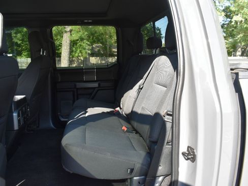 Used 2020 Ford F150 XLT w/ Equipment Group 302A Luxury AWD/4WD image 17