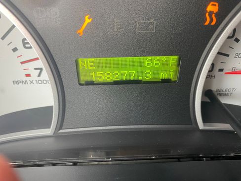 Used 2008 Ford Explorer Sport Trac XLT AWD/4WD image 11