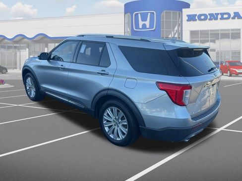 Used 2020 Ford Explorer Limited image 2