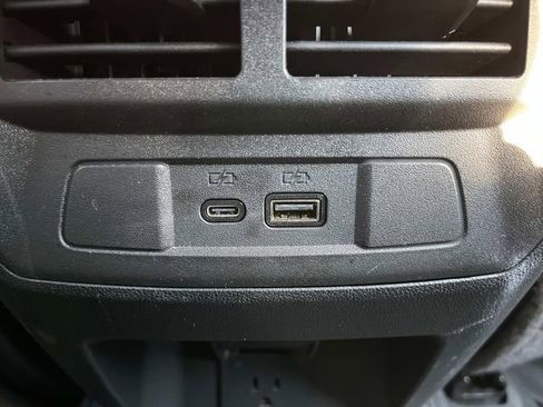Certified 2024 Chevrolet Colorado ZR2 w/ Technology Package AWD/4WD image 18