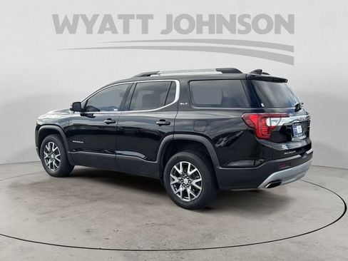 Used 2023 GMC Acadia SLT FWD image 3