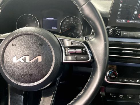 Used 2023 Kia Seltos S w/ Navigation Package image 23