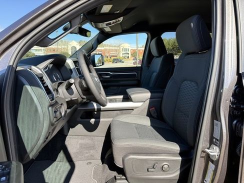 New 2026 RAM 1500 4x4 Crew Cab image 13