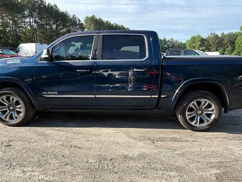 Used 2022 RAM 1500 Limited AWD/4WD image 11