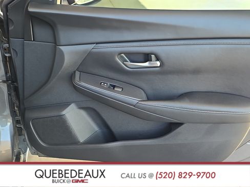 Used 2024 Nissan Sentra SV FWD image 26