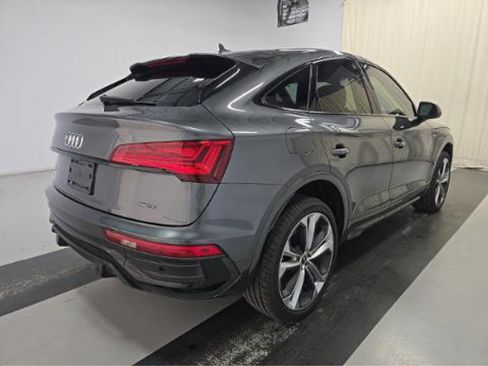 Used 2023 Audi Q5 2.0T Premium Plus w/ Premium Plus Package AWD/4WD image 2