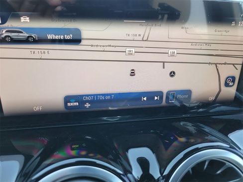 New 2025 Mercedes-Benz GLB 250 image 19